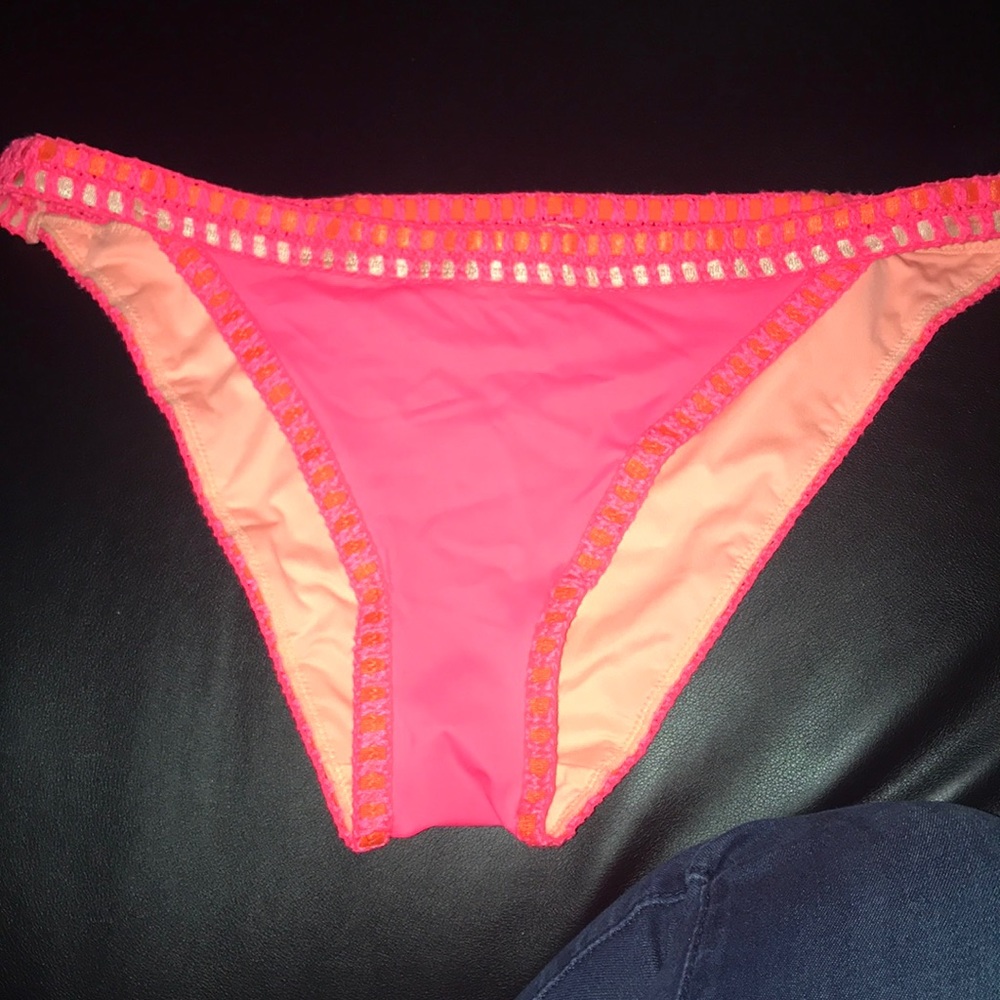 Victoria secret swim bottoms! NEVER WORN